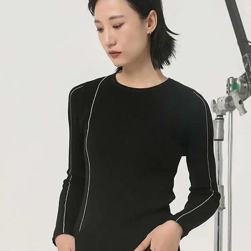 Load image into Gallery viewer, Black Color-block Slim Knitting Sweater Round Neck Long Sleeve Women Pullovers New Fashion Spring Autumn 2025  1DH2083
