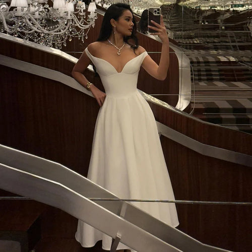 Load image into Gallery viewer, Off-shoulder Backless Pleated Maxi Dress Women Fashion Strapless Sleeveless High Waist A-line Club Long Dress Elegant
