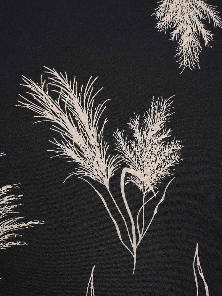 Women Beige Striped Printed Belted Elegant Midi Dress New V-Neck Sleeveless Fashion Tide Spring Summer 2025 CPG1504