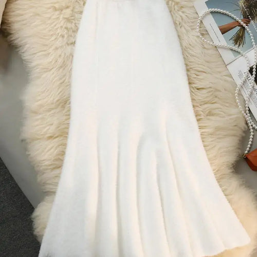 Load image into Gallery viewer, French Fashion Vintage Women Solid Ruffle Edge Knitted Fishtail Long Skirt 2024 Autumn Winter Elegant High Waist Pleated Skirts
