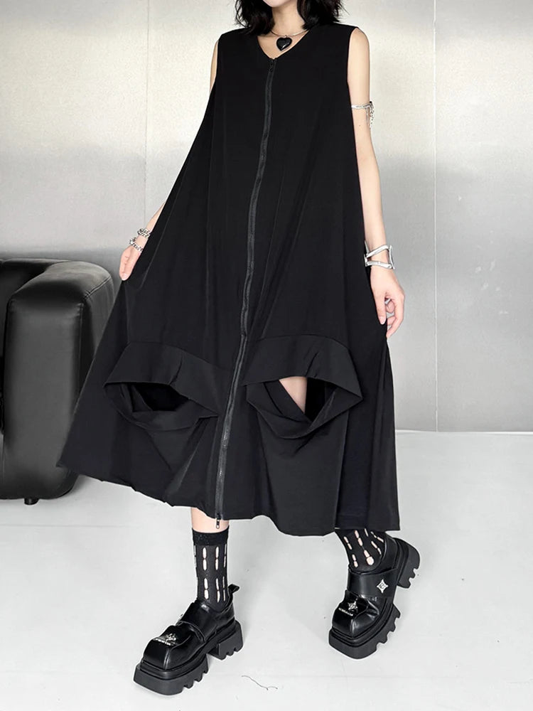 Women Black Zipper Hollow Out Big Size A-line Vest Dress New V-Neck Sleeveless Fashion Tide Spring Summer 2025 1DJ1410