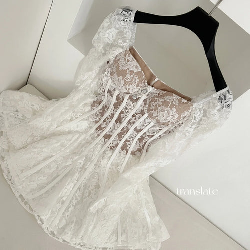 Load image into Gallery viewer, French Vintage Women's White Lace Elegant Backless Pleated Short Dress 2025 Spring Long Sleeves Slim Birthday Party Dress Trendy
