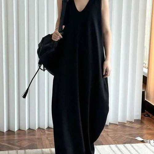 Load image into Gallery viewer, Women Black Brief Irregular Shaped Pocket Long Elegant Dress New V-Neck Sleeveless Fashion Tide Spring Autumn 2025 1DH9419
