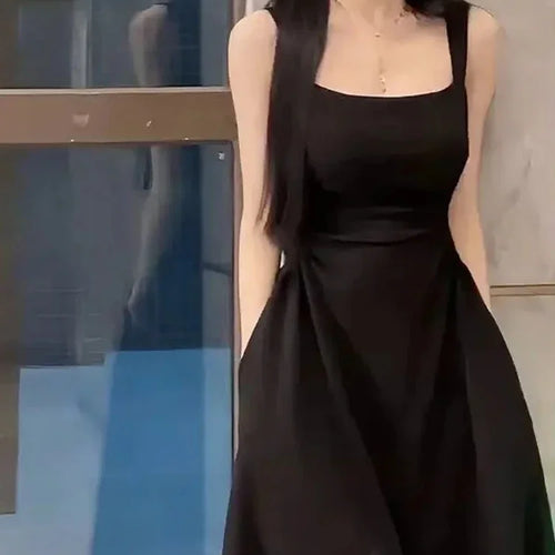 Load image into Gallery viewer, Elegant French Style Black Square Neck Slim Midi Dress for Women Fashion Solid Color Sleeveless Camole Dress with Chic Design
