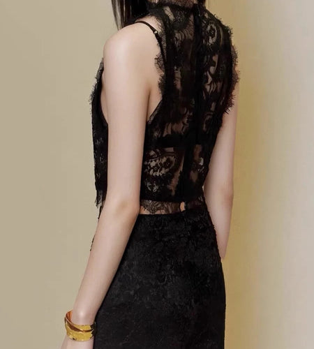 Solid Hollow Out Slimming Vests For Women O Neck Sleeveless Sexy Minimalist Vest Female Fashion Style Clothes New