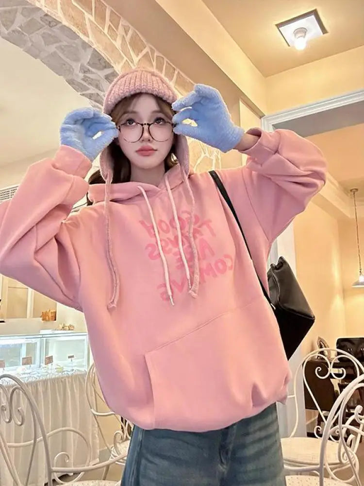 Autumn Winter 2025 Pink Green Letter Printed Elegant Pullover Fashion Short Hooded Sweatshirt Women Grey Long Sleeve Tops Trendy