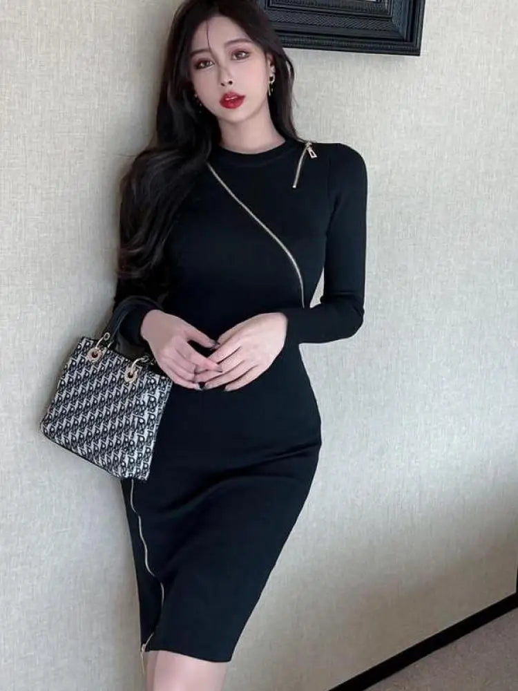 Autumn Black Sexy Club  Round Neck Zipper Dress Women A Line Casual Streets 2023 New Long Sleeved Party Slim Knit Hip Wrap Dress