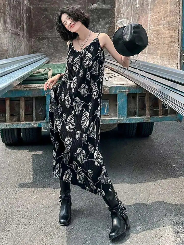 Women Apricot Pleated Printed Elegant Spaghetti Strap Dress New V-Neck Sleeveless Fashion Tide Spring Summer 2025 1DH4770