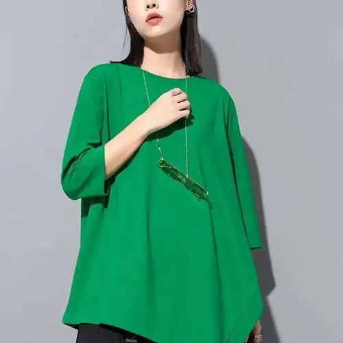 Load image into Gallery viewer, Women Green Irregular Hem Big Size Casual T-shirt New Round Neck Three-quarter Sleeve Fashion Spring Autumn 2025 1DH5949
