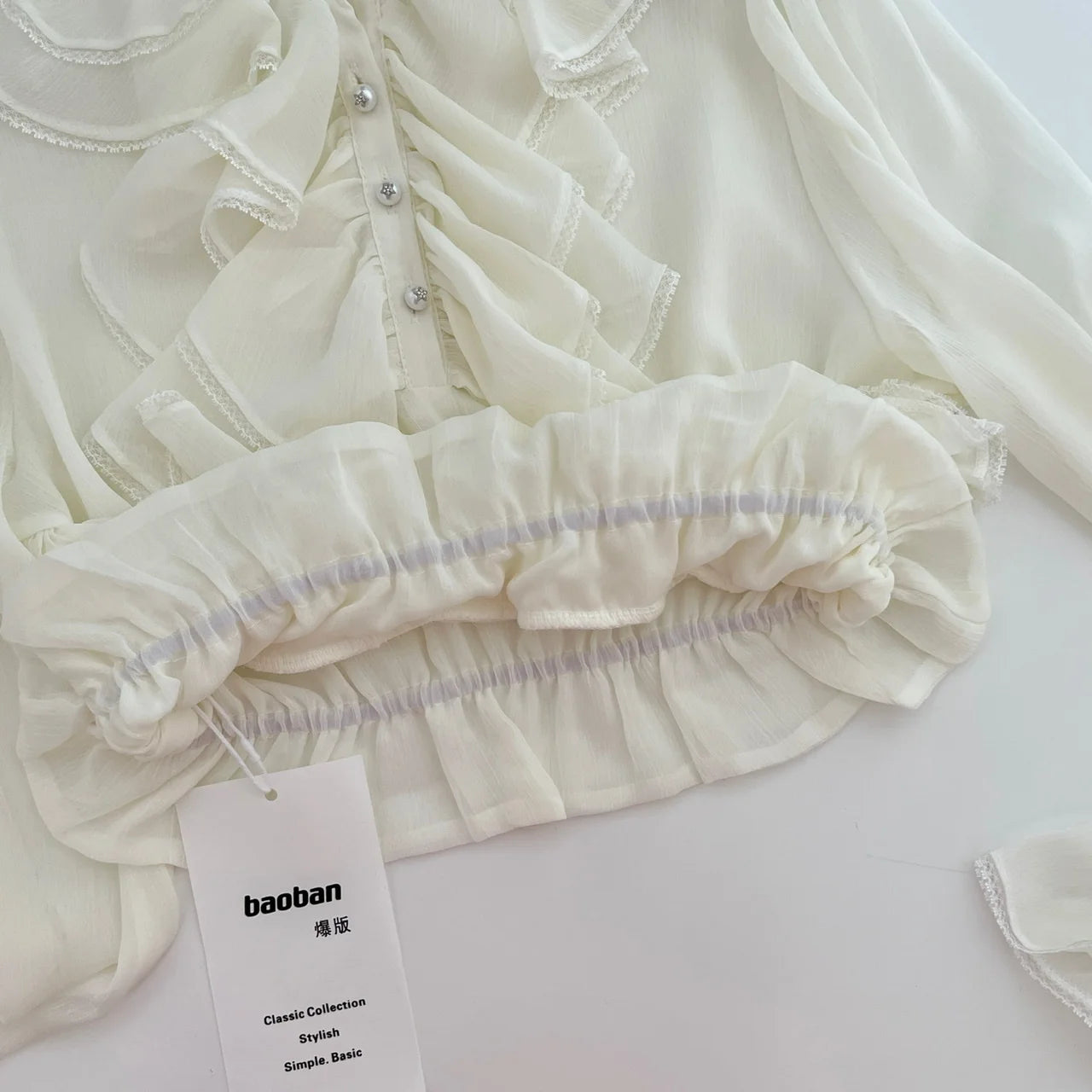 Vintage Women Beige Lace Ruffle Edge Tops Autumn Long Sleeve Elegant Short Shirts French Elegant Single Breasted Festival Blouse