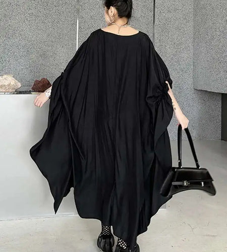 Women Black Pleated Irregular Big Size Long Dress New Round Neck Half Sleeve Fashion Tide Spring Summer 2025 1DH6284