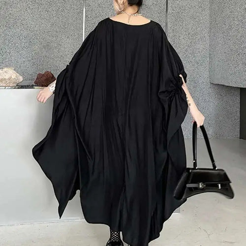 Load image into Gallery viewer, Women Black Pleated Irregular Big Size Long Dress New Round Neck Half Sleeve Fashion Tide Spring Summer 2025 1DH6284
