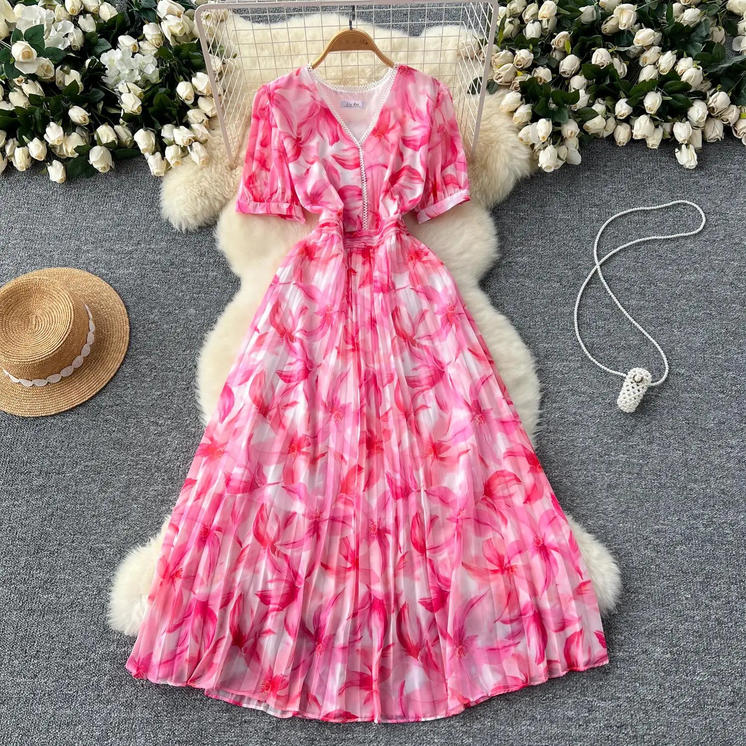 French Retro Romantic Women's Elegant Print V-neck Short Sleeved Pleated Long Dress Summer Vacation Party Evening Dress Bohemian