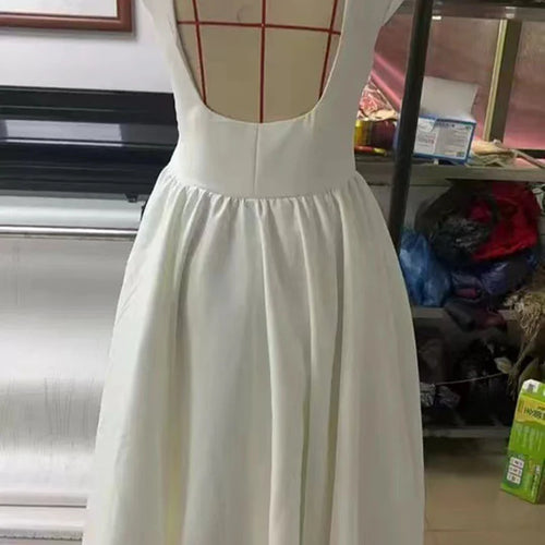 Load image into Gallery viewer, White Backless A-line Sexy Maxi Dress For Women Gown Solid Hollow Out Sleeveless High Waist Club Pleated Dress Elegant
