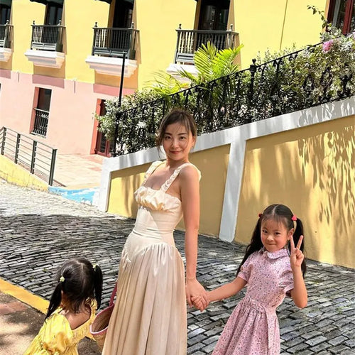 Load image into Gallery viewer, Elegant Satin Backless Midi Dress For Women High Quality Sundress Fashion Square Collar Sleeveless Loose Pleated Dress
