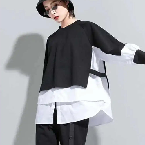 Load image into Gallery viewer, Women Contrast Color Split Joint Big Size T-shirt New Round Neck Long Sleeve  Fashion Tide  Spring Autumn 2025 1DC538
