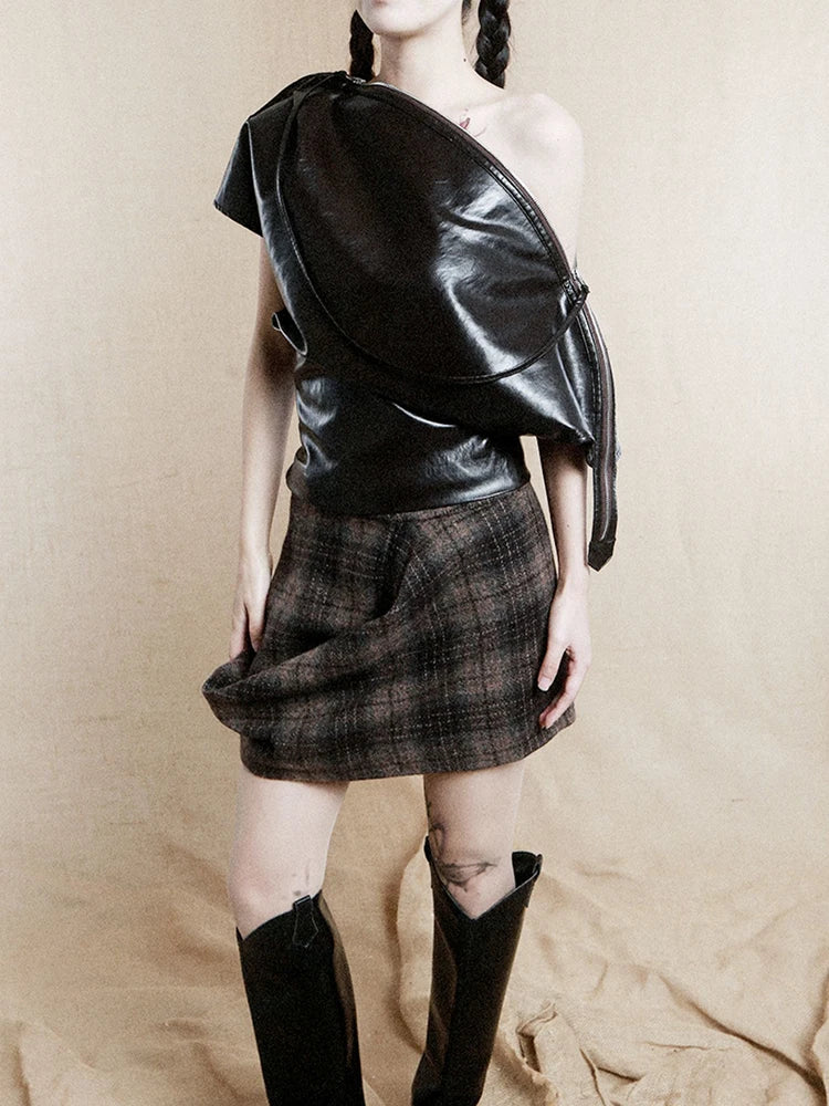 Women Brown Pu Leather 2 Ways Wear T-shirt New Asymmetrical Collar Short Sleeve Fashion Tide Spring Autumn 2025 1DH9374