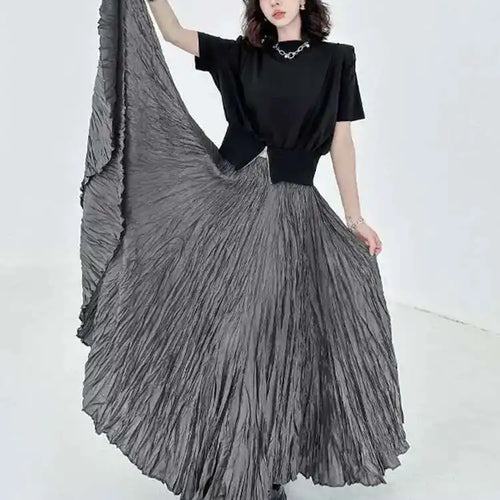 Load image into Gallery viewer, Women Black Pleated Thin Big Size Half-body Skirt High Elastic Waist Loose Fashion Tide New Spring Summer 2025 1DF9003
