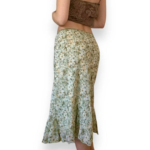 Load image into Gallery viewer, Vintage Fashion Green Flowers Printed Maxi Skirt Women Beach Holidays Low Waisted Summer Midi Skirt Chic Y2K Bottoms
