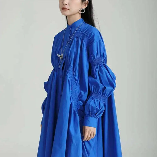 Load image into Gallery viewer, Women Blue Irregular Pleated Big Hem Shirt Dress New Stand Neck Long Sleeve Loose Fashion Tide Spring Autumn 2025 1DF9549
