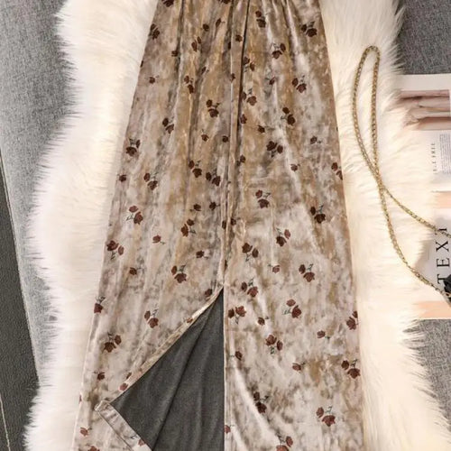 Load image into Gallery viewer, Women's Spring Autumn New Print Gold Velvet Slim Split Package Hip Skirts Ladies High Waist A-line Pleated Skirt Vintage French
