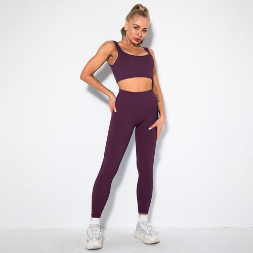 Load image into Gallery viewer, Seamless Fintess Yoga Set Sexy Sleeveless V-Neck Sports Bra Breathable Tight Hip Pants Conjuntos Deportivos Para Mujer
