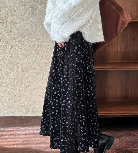 High Elastic Waist Black Pattern Printed Velvet A-line Half-body Skirt Women Fashion Tide New Spring Autumn 2025 1DH8929