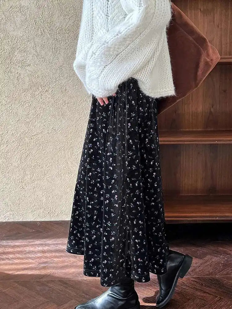 High Elastic Waist Black Pattern Printed Velvet A-line Half-body Skirt Women Fashion Tide New Spring Autumn 2025 1DH8929