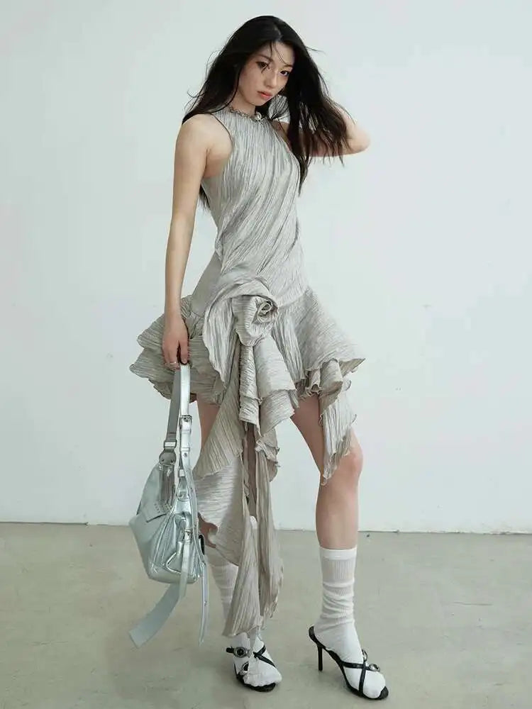 Women Gray Three-dimensional Flower Ruffles Mini Dress New Round Neck Sleeveless Fashion Tide Spring Summer 2025  1DJ0678
