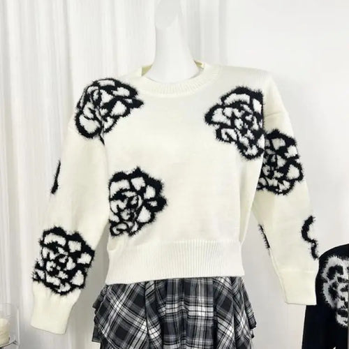 Load image into Gallery viewer, Autumn Winter French Retro Elegant Black White Patchwork Sweaters Women Round Neck Long Sleeves Knit Pullover Tops Trendy Casual
