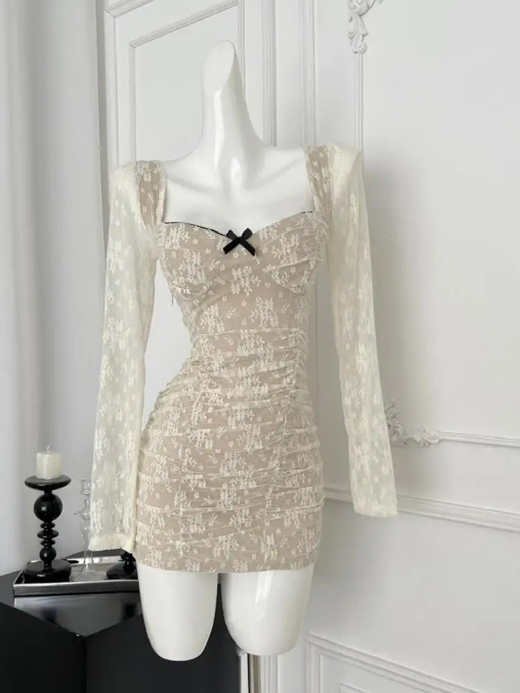French Vintage Women's Beige Lace Long Sleeved Elegant Short Dress Autumn Winter Square Neck Bow Pleated Wrap Hip Mini Dress New
