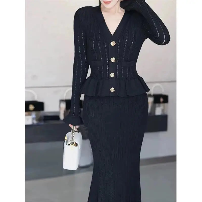 French Women Black White V Neck Elegant Slim Long Sleeved Dress Spring Blue Single Breasted Office Lady Knit Fishtail Dress Chic