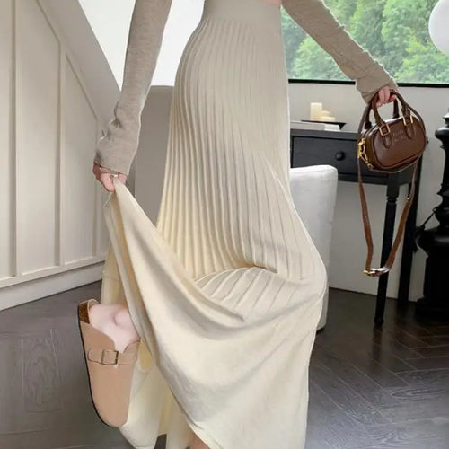 Load image into Gallery viewer, Autumn Winter Women&#39;s Black Elastic High Waist Skirt Korean Version Retro Beige Elegant Vacation Party Pleated A-line Long Skirt
