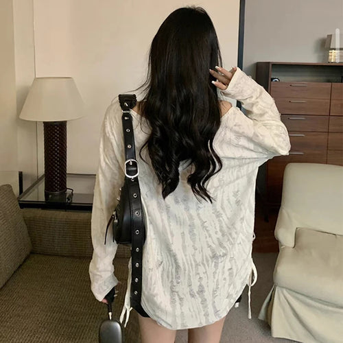 Load image into Gallery viewer, y2k Gothic Tops 2000s Women Clothes Drawstring Star Patch Ripped Long Sleeves T Shirts Grunge Clothing Streetwear
