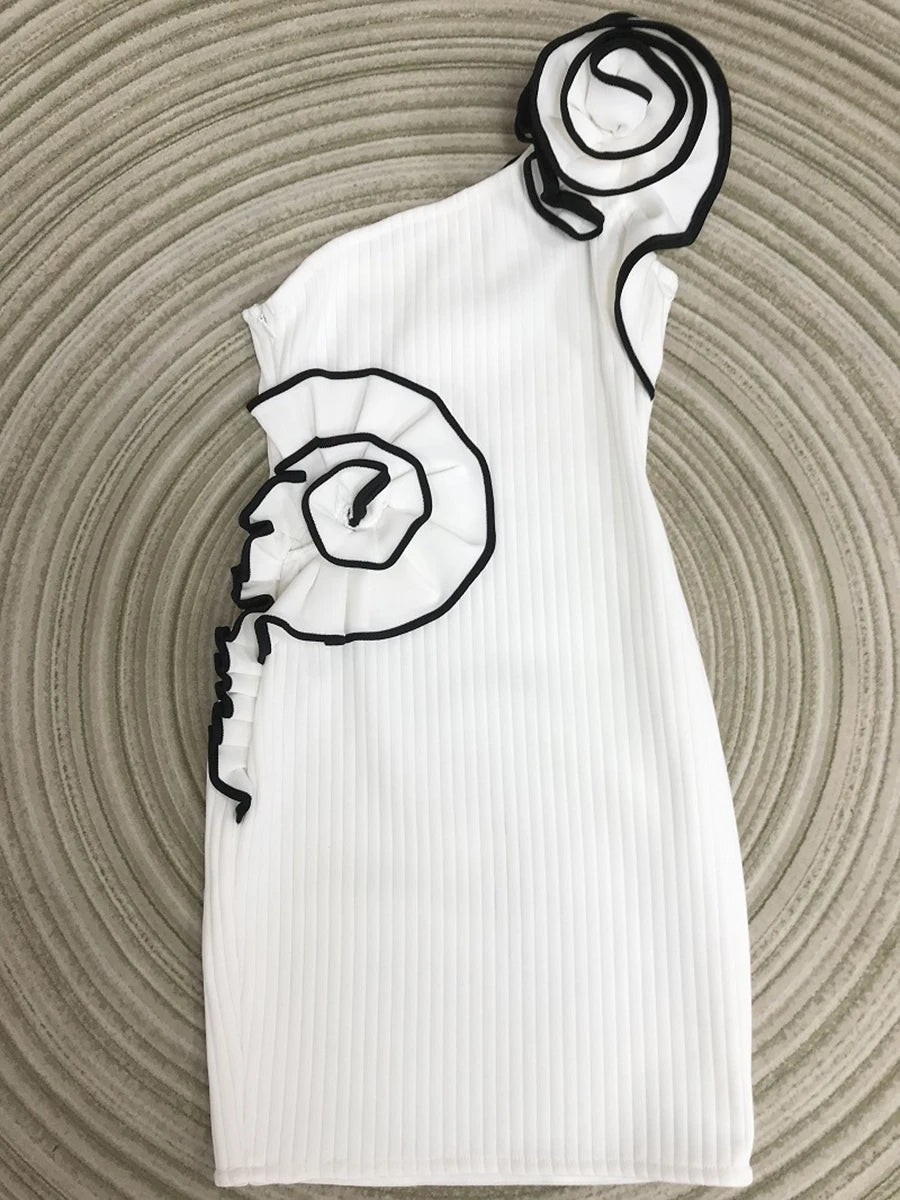 Hit Color Spliced Appliques Dresses For Women Diagonal Collar Sleeveless High Waist Temperament Dress Female New