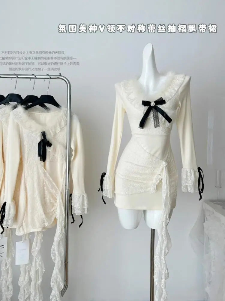 Autumn Vintage Beige Patchwork Lace V Neck Elegant Bow Short Dresses Women Long Sleeves Festival Ruffle Edge Party Dress Fashion