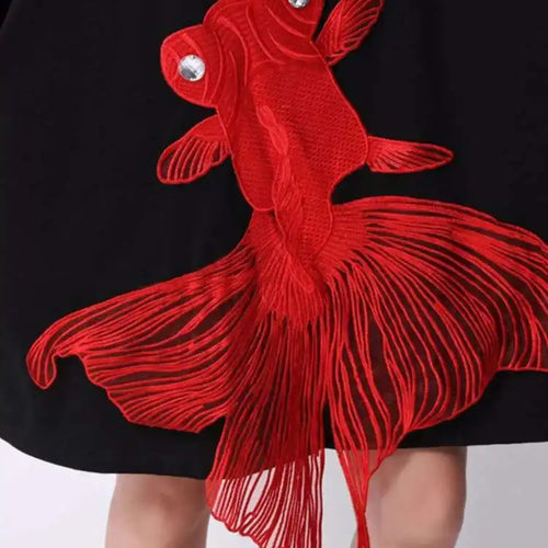 Load image into Gallery viewer, Women Black Fish Embroidery Knee Length Big Size Dress New Round Neck Wrist Sleeve Fashion Tide Spring Autumn 2025 OA868

