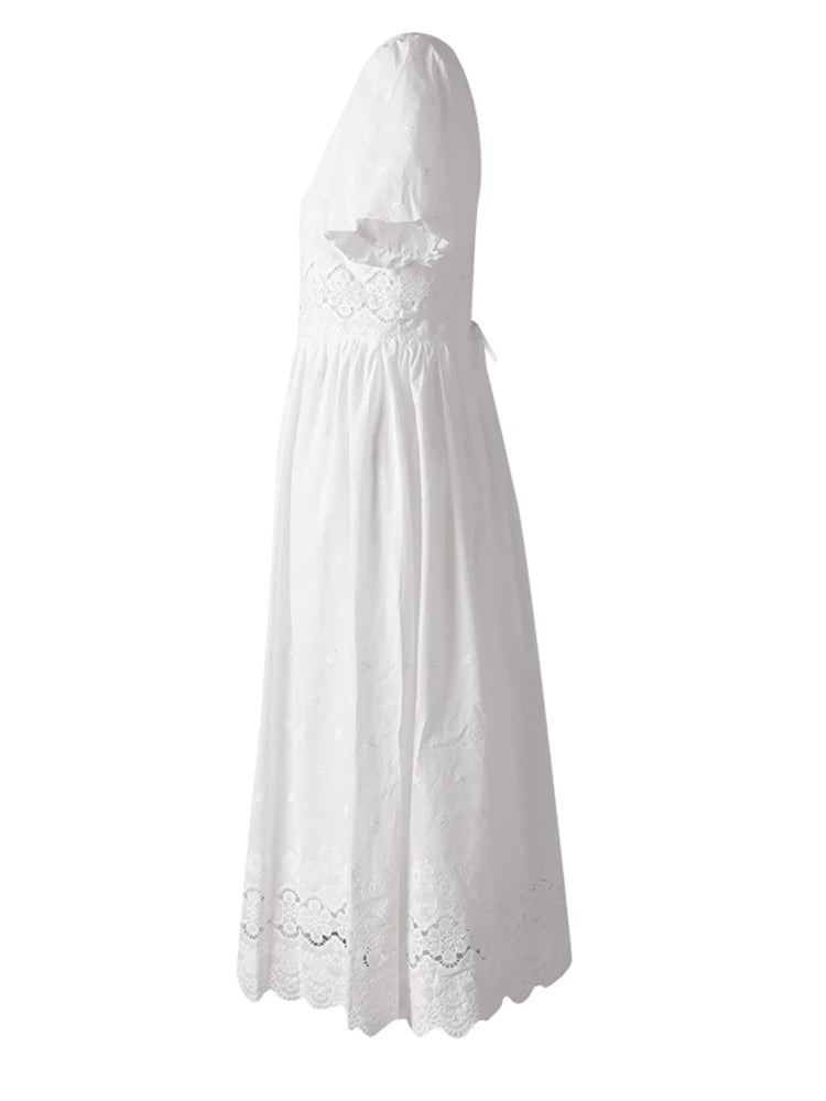 Women White Lace Hollow Out Elegant Slim Dress New Square Collar Short Sleeve Fashion Tide Spring Summer 2025 CPG3161