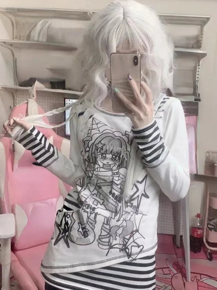 Japanese Harajuku Cartoon Print Tshirts Women Fashion Kawaii Y2k Aesthetic Patchwork Stripe Tees New Sweet Slim Fit T-Shirt Tops