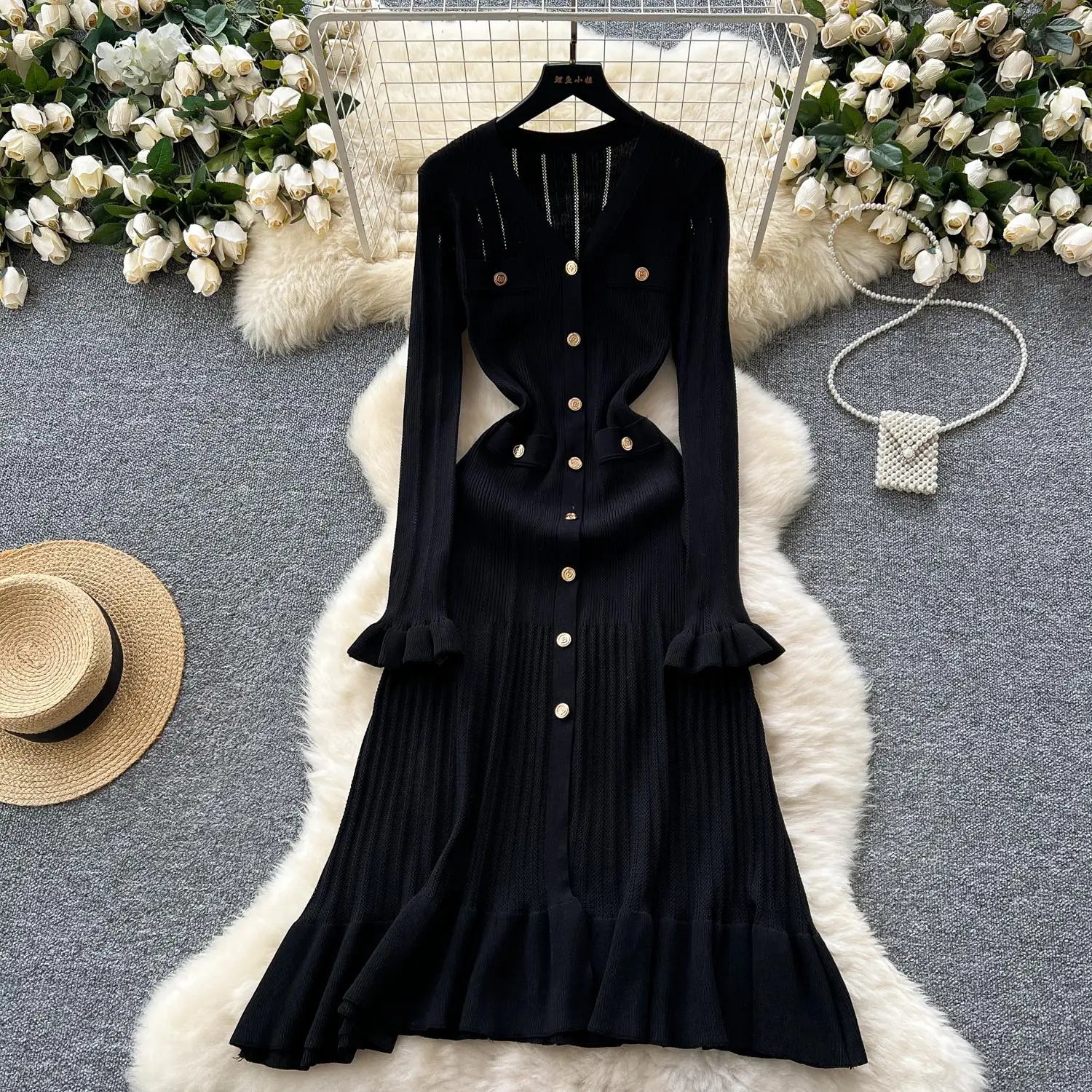 Autumn 2024 New Women Black White Single Breasted Slim Knitted Dress French Green Elegant V Neck Ruffles Long Sleeve Dress Trend