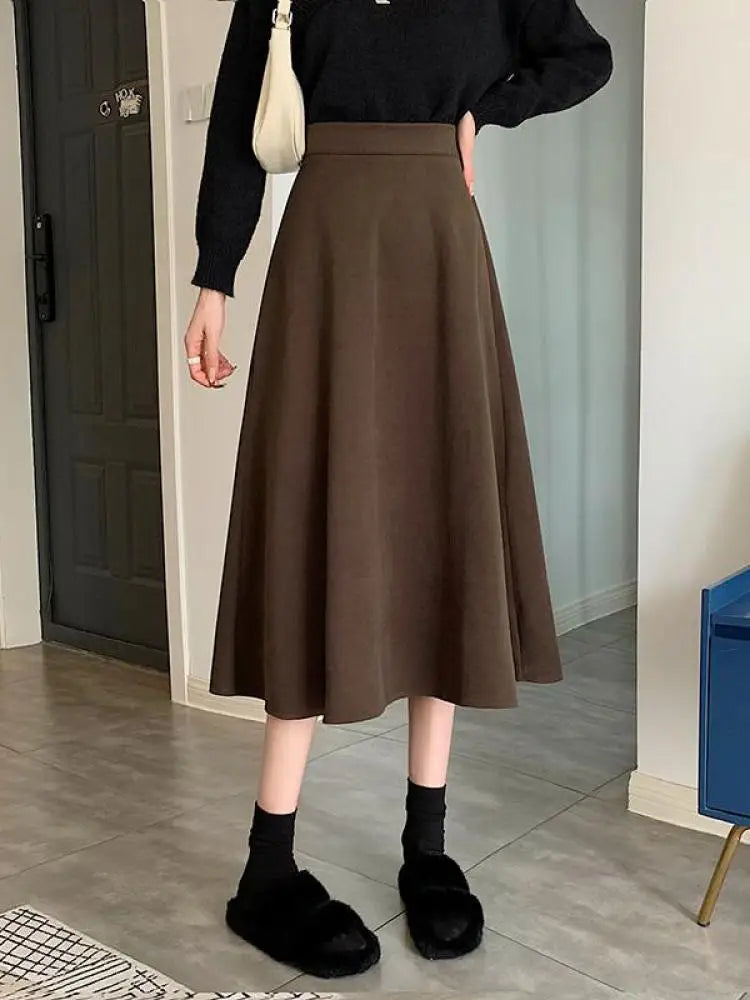Korean Version Women's Black Temperament Vacation Woolen Long Skirt Autumn Winter Brown High Waist Pleated Skirts Fashion Simple