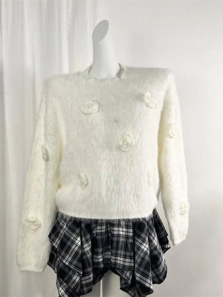 Autumn Winter White Mink Flower Decoration Short Knitted Sweater Women Retro Round Neck Vacation Long Sleeves Soft Pullover Tops