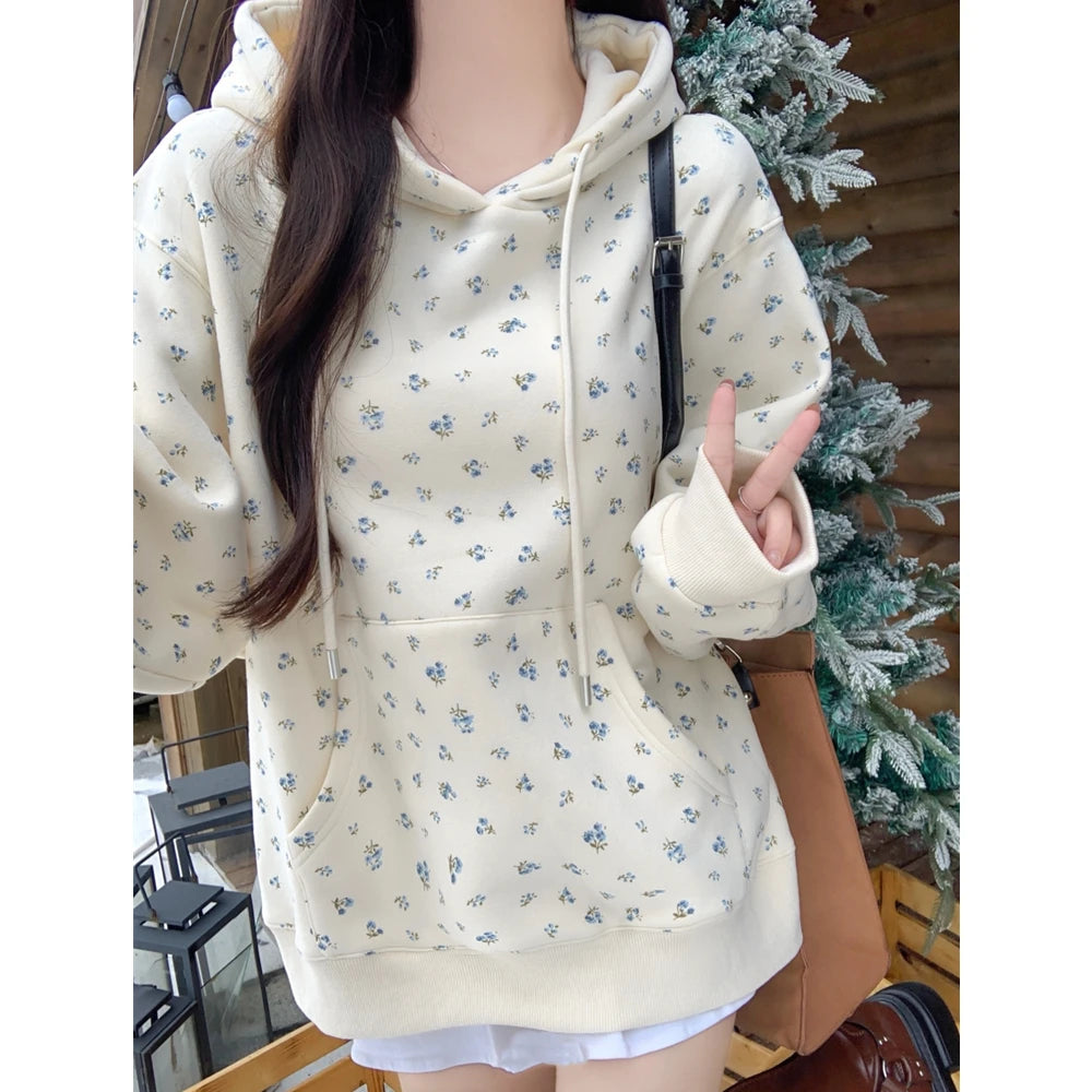 Korean Version Autumn Winter New Beige Print Long Sleeved Cotton Tops Women's Plush Velvet Pocket Hoodie Sweatershirt Thick Chic