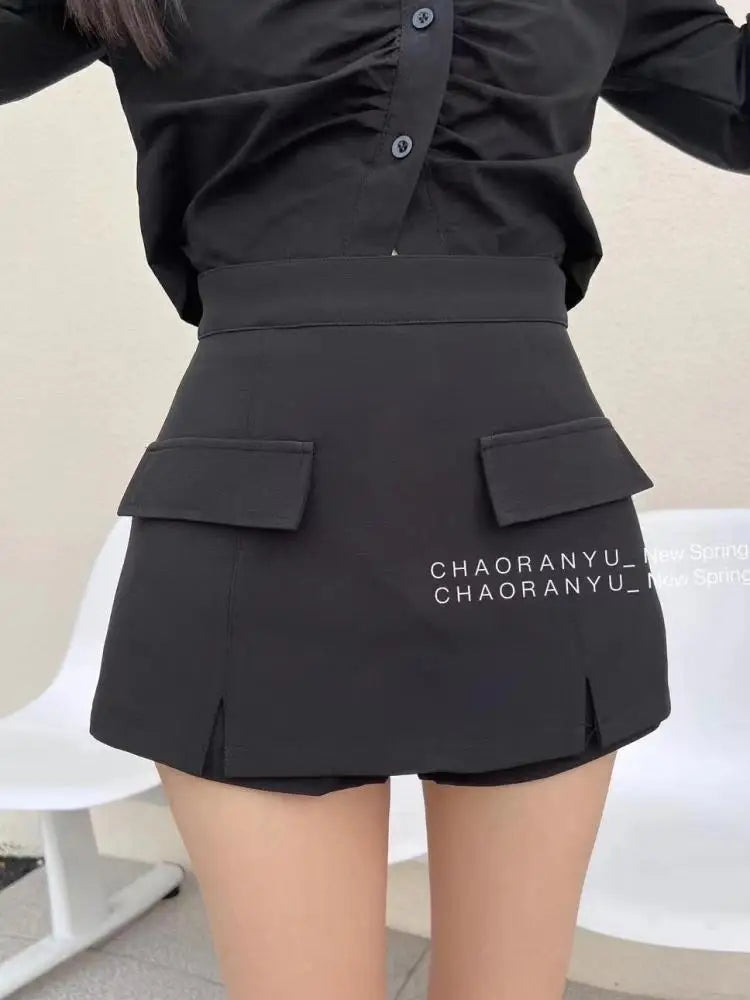 Women Chic Black White High-waist Wrapped Hip Mini Skirt 2024 Spring Summer Streetwear Vacation Brown Bodycon Short Skirt Simple