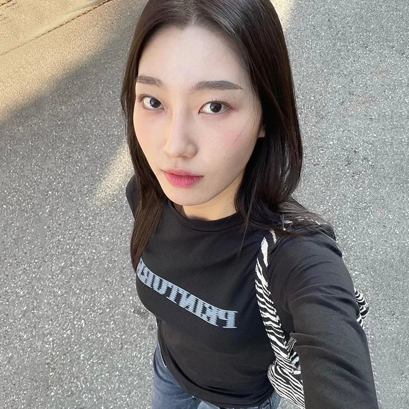 Grunge Letter Print T-shirt Korean Fashion Long Sleeve Tee Shirt Vintage Japanese Harajuku Slim Tops Kpop Streetwear Y2k