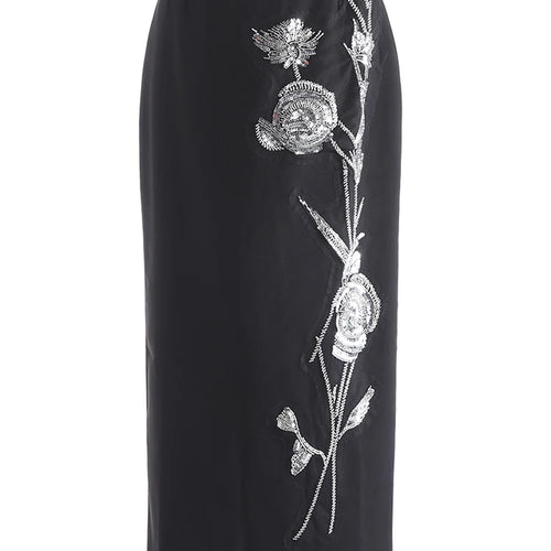 Load image into Gallery viewer, High Elastic Waist Black Three-dimensional Nailed Flower Half-body Skirt Women Fashion Tide New Spring Autumn 2025 1DJ0647
