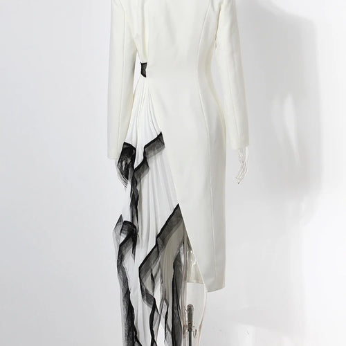 Load image into Gallery viewer, Women White Irregular Pleated Elegant Long Blazer New Lapel Long Sleeve Jacket Fashion Tide Spring Autumn 2025 7AB4740
