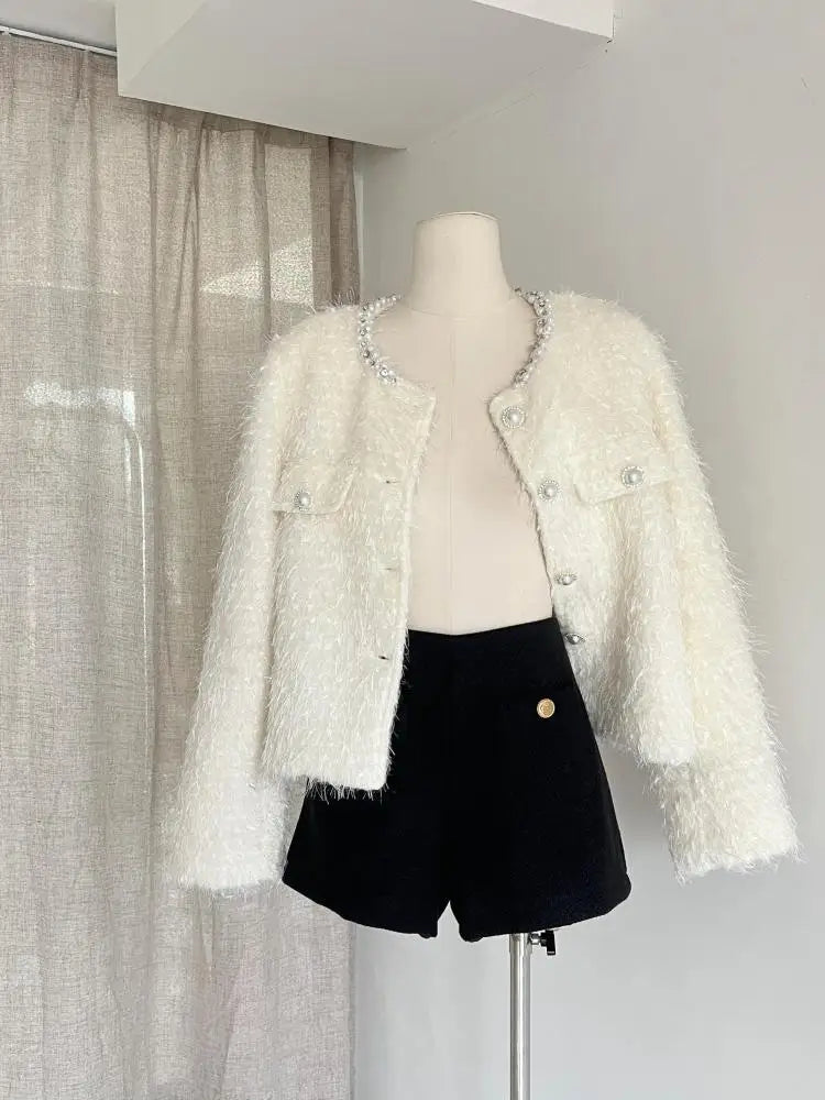 Autumn Winter Vintage White Long Sleeves Single Breasted Coat French Fashion Women Elegant Pearl Round Neck Short Jacket Popular