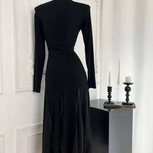 Load image into Gallery viewer, French Vintage Women's Black Mesh Elegant Long Sleeve Pleated Fishtail Dress Autumn Round Neck Temperament Party Evening Dresses
