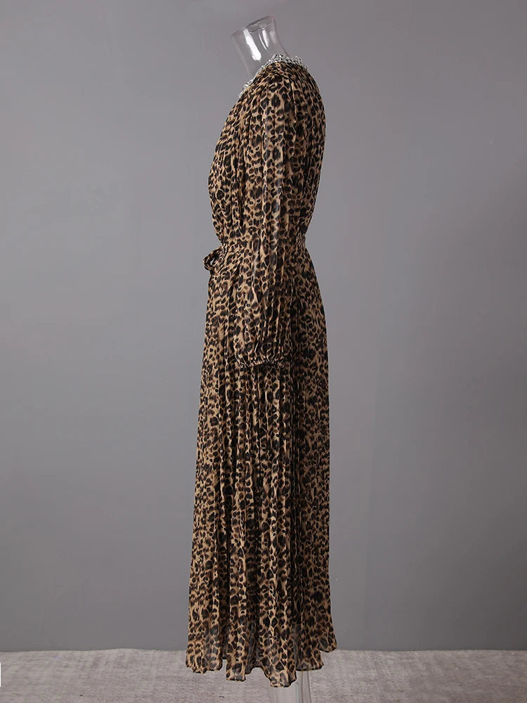 Women Brown Leopard Printed Rhinestones Long Dress New Round Neck Long Sleeve Fashion Tide Spring Autumn 2025 3WM2692